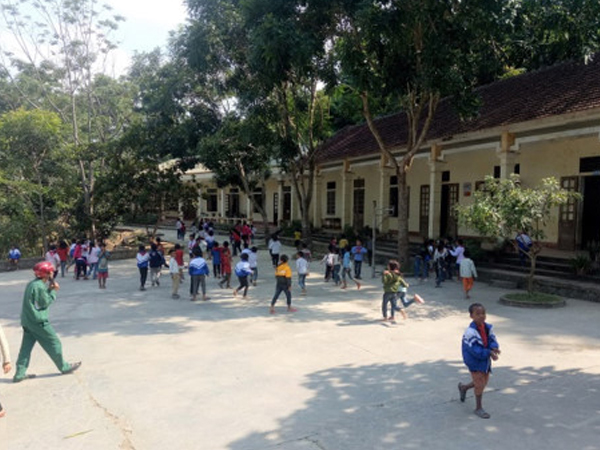 Nghệ An: Hiệu phó trường tiểu học xin nghỉ phép để đi cai nghiện