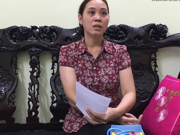 Vụ đổ trộm dầu thải vào sông Đà: Chủ xe nói không liên quan?