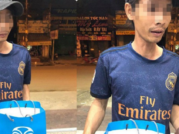 Người đàn ông lao vào cửa hàng mỹ phẩm khiến nhân viên 'mặt tái mét' và hành động ngọt ngào sau đó