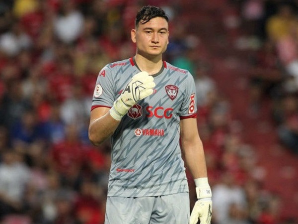 Văn Lâm 'hết phép', Muangthong United thua sấp mặt trên sân nhà