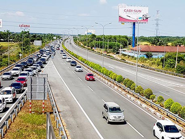 Nới lỏng điều kiện, nhà đầu tư nội tranh nhau xin làm cao tốc Bắc-Nam
