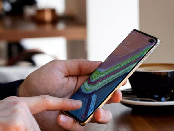 Sự cố vân tay trên Galaxy S10 và Note 10 nghiêm trọng hơn tưởng tượng