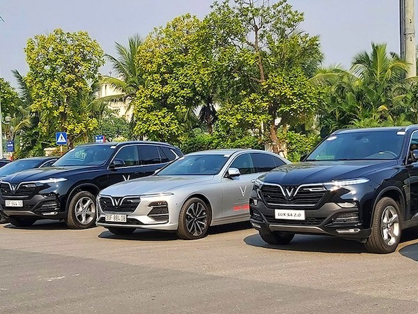 Giá xe VinFast tăng thêm 60 triệu đồng từ 1/11/2019