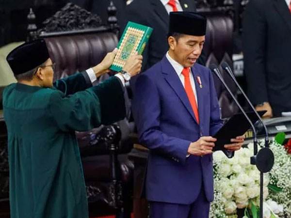 Nhiều thách thức chờ Tổng thống Widodo