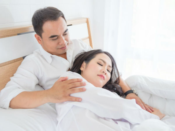 Bất mãn gối chăn vì chồng hiểu sai lệch các 'điểm yêu'