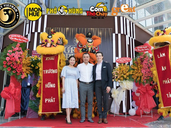 Phó Chủ tịch công ty mẹ của Món Huế từng là Chủ tịch The KAfe trước đây: Kịch bản lặp lại công ty bị tố quỵt tiền, đóng cửa hàng loạt