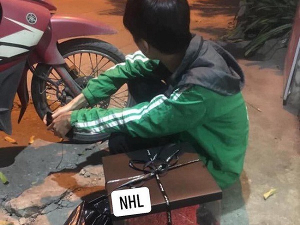Giục shipper giao hàng nhanh hứa 'bo' thêm tiền, nam khách hàng bỗng nhiên 'mất hút' khiến cư dân mạng phải 'dằn mặt': Coi chừng nghiệp quật!