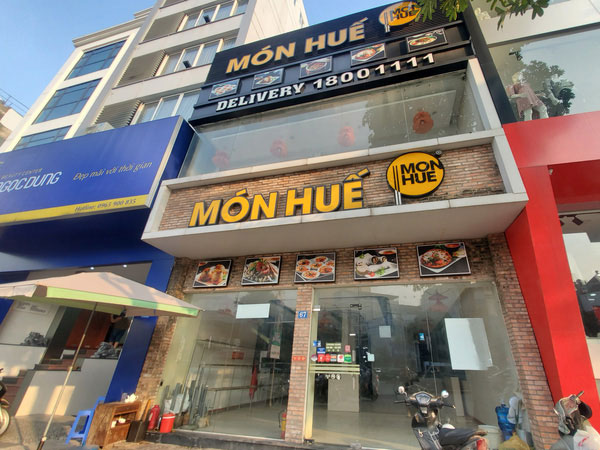 Chuỗi dính tin đồn trốn nợ 800 tỷ đồng, nhân viên Món Huế lo sợ bị 'xù' lương, bỏ về quê tìm việc
