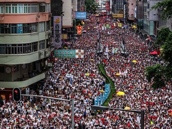Hong Kong chính thức 'khai tử' dự luật dẫn độ