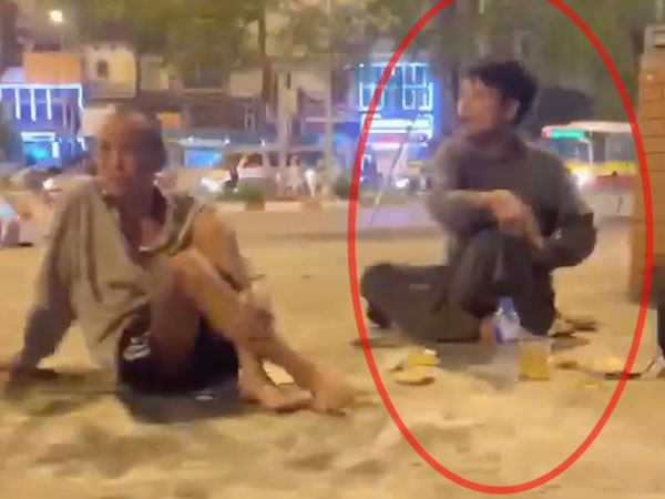 Hà Nội: Bực tức vì không được 'nựng chó', người đàn ông say xỉn hành hung phụ nữ ngoại quốc giữa phố