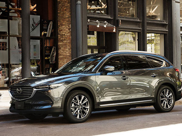 Ra mắt Mazda CX-8 mới: Thêm nhiều option để đấu Hyundai Santa Fe