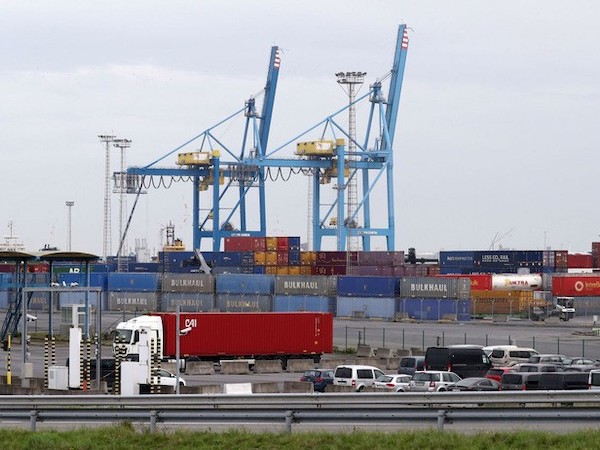 Thời báo Hoàn Cầu: Anh phải chịu trách nhiệm vụ 39 người chết trong container