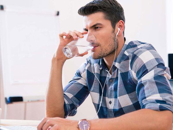 Nam giới có 5 việc quan trọng nên làm vào buổi sáng: Cải thiện sức khỏe đáng ngạc nhiên