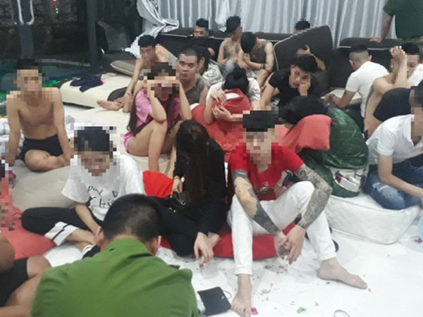 Đà Nẵng: Thuê villa tổ chức 'tiệc ma túy' mừng sinh nhật, 22 thanh niên nam nữ bị tạm giữ