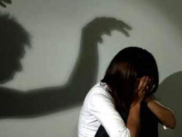'Yêu' bé gái 13 tuổi 14 lần, trả giá 14 năm tù