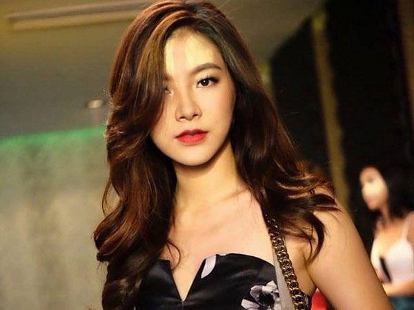 Cùng sếp lên bar gặp ngay bạn gái, tôi thẫn thờ biết thân thế của người yêu lương 5 triệu