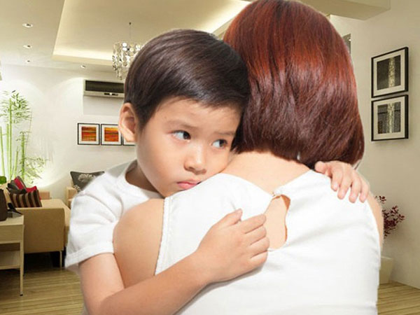 'Mẹ ơi, cô giáo không thích con!', đây là câu trả lời của người mẹ giúp con tự tin trở lại và vui vẻ tới lớp