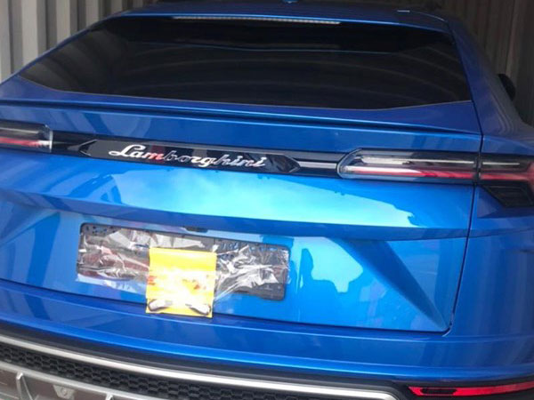 Thêm siêu SUV Lamborghini Urus về Việt Nam: Nhiều chi tiết không đụng hàng