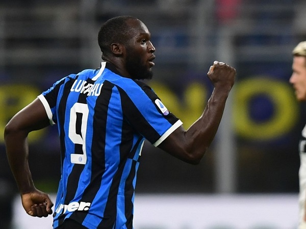 Lukaku lập công, Inter Milan vẫn lỡ cơ hội lên đỉnh Serie A