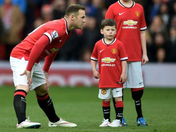 Cậu cả nhà Rooney chuẩn bị gia nhập lò đào tạo... Man City