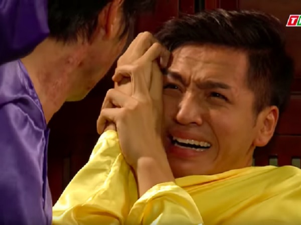 'Tiếng sét trong mưa': Xuân bị Thanh Bình đánh sưng mặt, đau phát khóc vẫn nói dối đã ngủ với Phượng