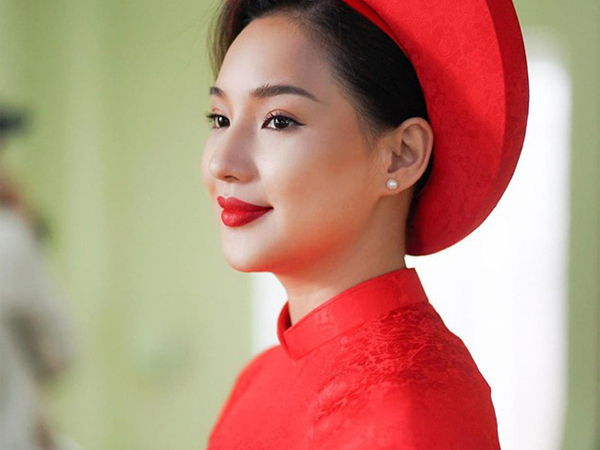 Bị dân mạng ném đá cay độc vì tái hôn đúng ngày sinh nhật chồng cũ, vợ cũ diễn viên quá cố Duy Nhân bật khóc vì tổn thương