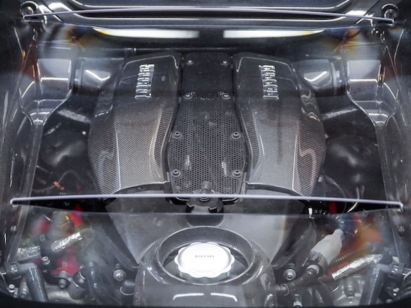 Ferrari chuẩn bị ra mắt thiết kế động cơ V12 mới bớt ô nhiễm