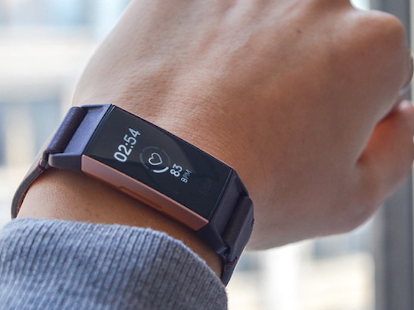 Google tính mua lại Fitbit, quyết cạnh tranh với Apple ở mảng đồng hồ thông minh