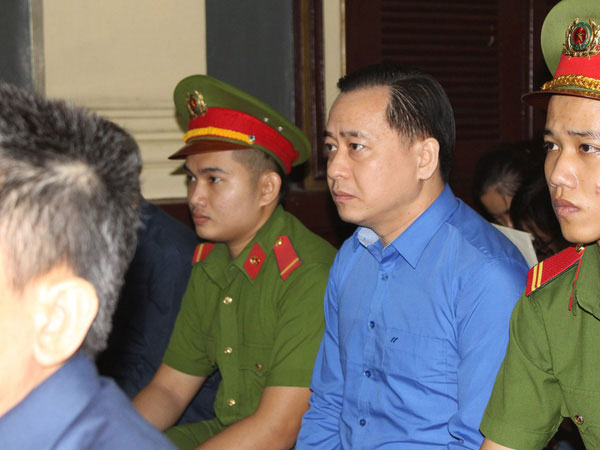 Công bố lời khai 'bất ngờ' của Vũ 'nhôm' trong vụ làm quốc tịch Mỹ