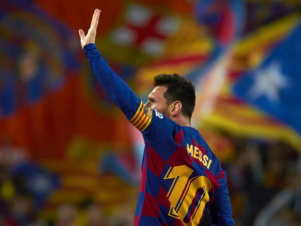 Messi vừa ghi bàn vừa kiến tạo, Barca thắng lớn tại Nou Camp