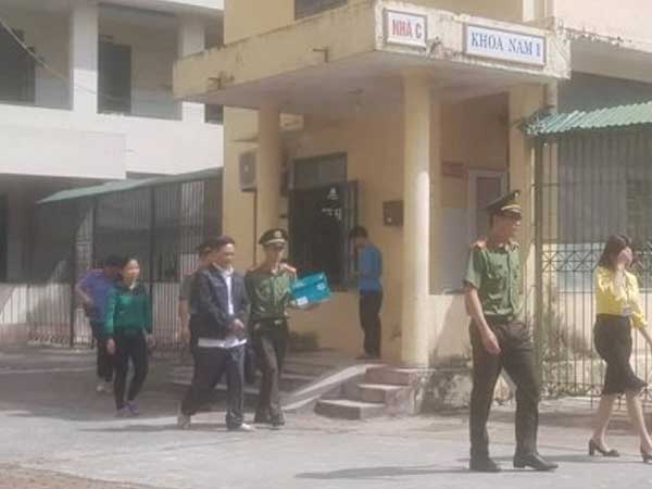 Bắt 3 Trưởng khoa của Bệnh viện Tâm thần tỉnh Thanh Hóa