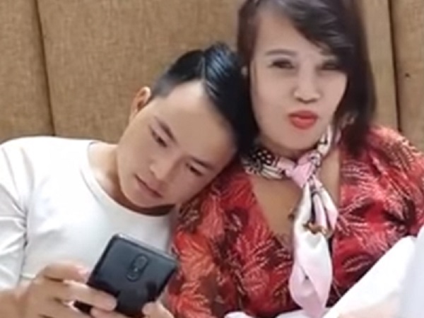 Cô dâu 62 tuổi lại đăng clip tâm sự, nhận mình là gái chưa chồng khiến dân mạng xôn xao
