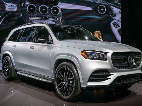 Mercedes-Benz GLS 2020 chính hãng chuẩn bị về Việt Nam có giá dự kiến hơn 4,8 tỷ đồng