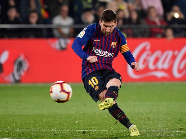 Video: Chiêm ngưỡng toàn bộ 50 bàn thắng được ghi từ đá phạt của Messi