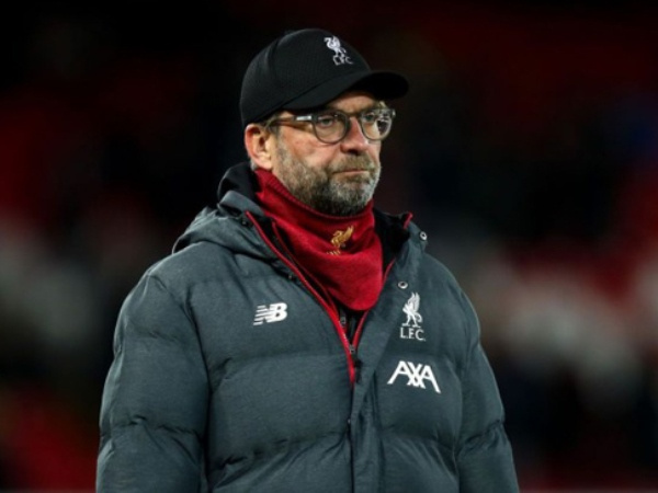 Liverpool tính phương án chia 2 đội hình để đá cúp