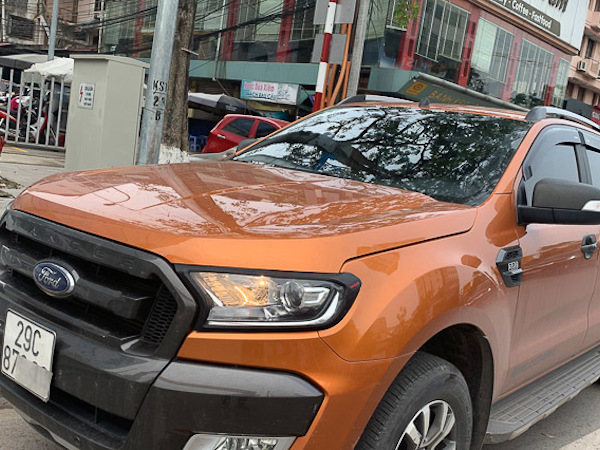 Mua Ford Ranger gần 800 triệu, khóc ròng phát hiện xe cắm ngân hàng