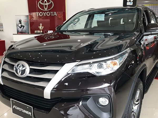 SUV 7 bán chạy Toyota Fortuner đang giảm giá mạnh tới 115 triệu đồng tại Việt Nam