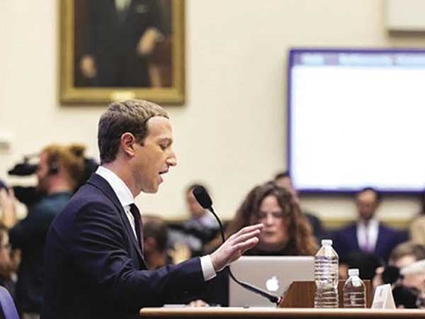 Tại sao Facebook bị chất vấn về kiểm tra nội dung và tiền Libra?
