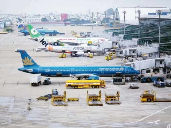 Chia Tân Sơn Nhất thành 2 phân khu điều hành bay riêng biệt từ ngày mai