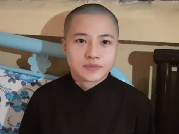 Bất ngờ lý do khiến cô gái không màng đến gia tài của cha mẹ để đến Tịnh thất Bồng Lai tu đạo