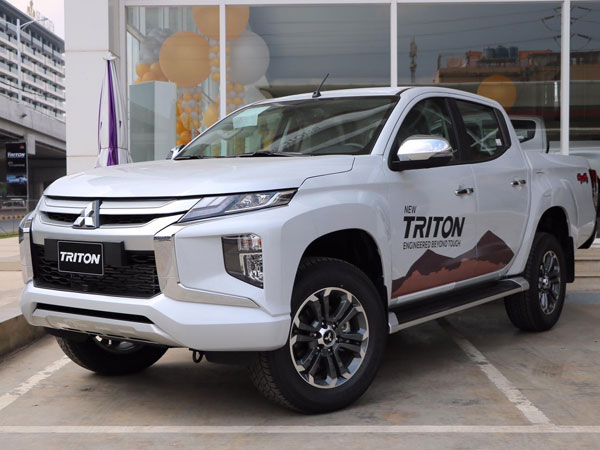 Mitsubishi Triton thế hệ mới ra mắt, giá cao nhất 865 triệu đồng