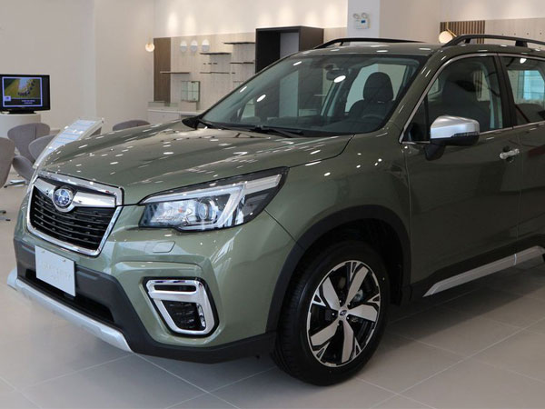 Subaru Forester giảm giá kỷ lục