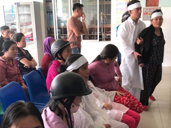 Nam thanh niên đột tử sau khi được truyền nước, người nhà bao vây Trung tâm y tế