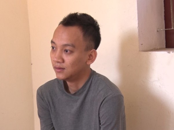 Cho vay với lãi suất 'cắt cổ', 2 mẹ con cùng bị khởi tố