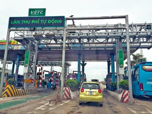 Lỗ 300 tỷ, nhà đầu tư thu phí không dừng BOT trả dự án cho Bộ GTVT