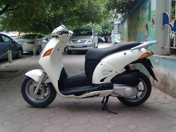 Ở dòng xe ga đắt tiền, 'tên tuổi' nào từng tạo dấu ấn trước Honda SH?
