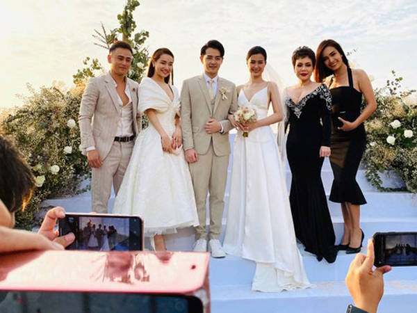 Style dàn khách mời toàn mỹ nhân đình đám showbiz trong đám cưới Đông Nhi: Lên đồ xuất sắc đúng chuẩn dresscode nhưng cô dâu vẫn nổi bật nhất