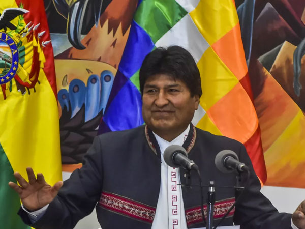 Tổng thống Bolivia từ chức sau 3 tuần tái đắc cử