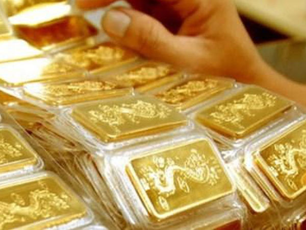 Tuần qua, giá vàng giảm 3,2%