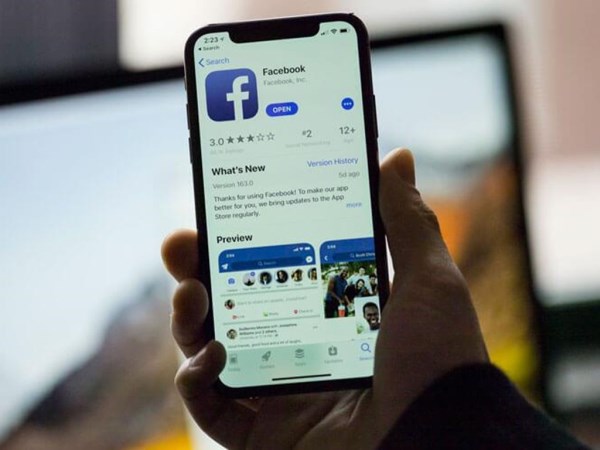 Facebook phát hành bản cập nhật vá lỗi tự kích hoạt camera trong iPhone